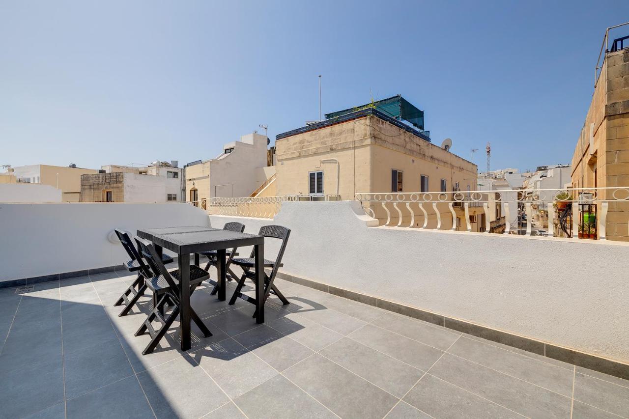 Stunning 2Br Holiday Penthouse In Central סליאמה מראה חיצוני תמונה