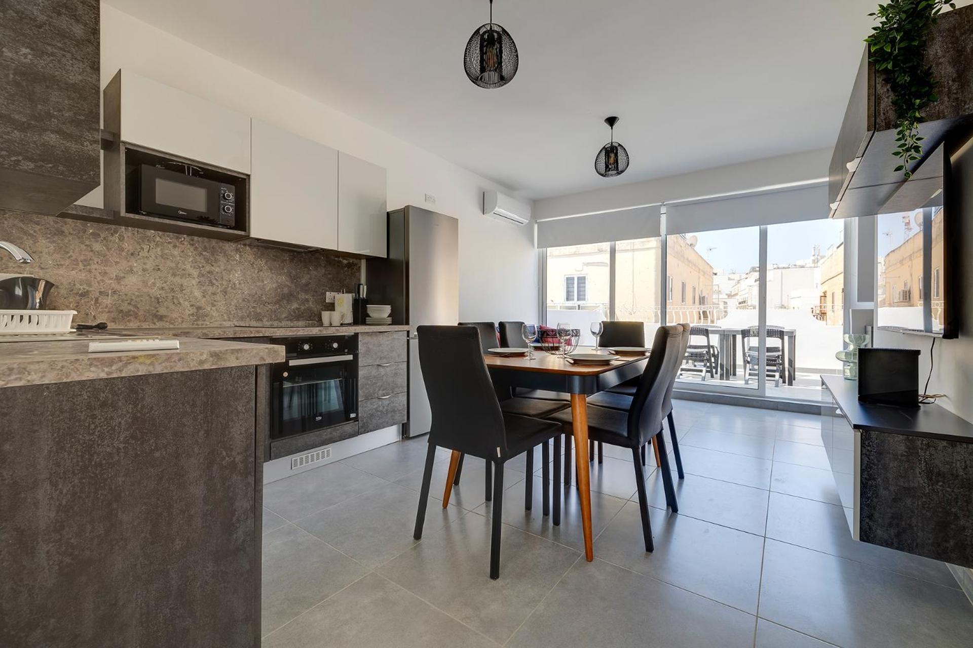 Stunning 2Br Holiday Penthouse In Central סליאמה מראה חיצוני תמונה