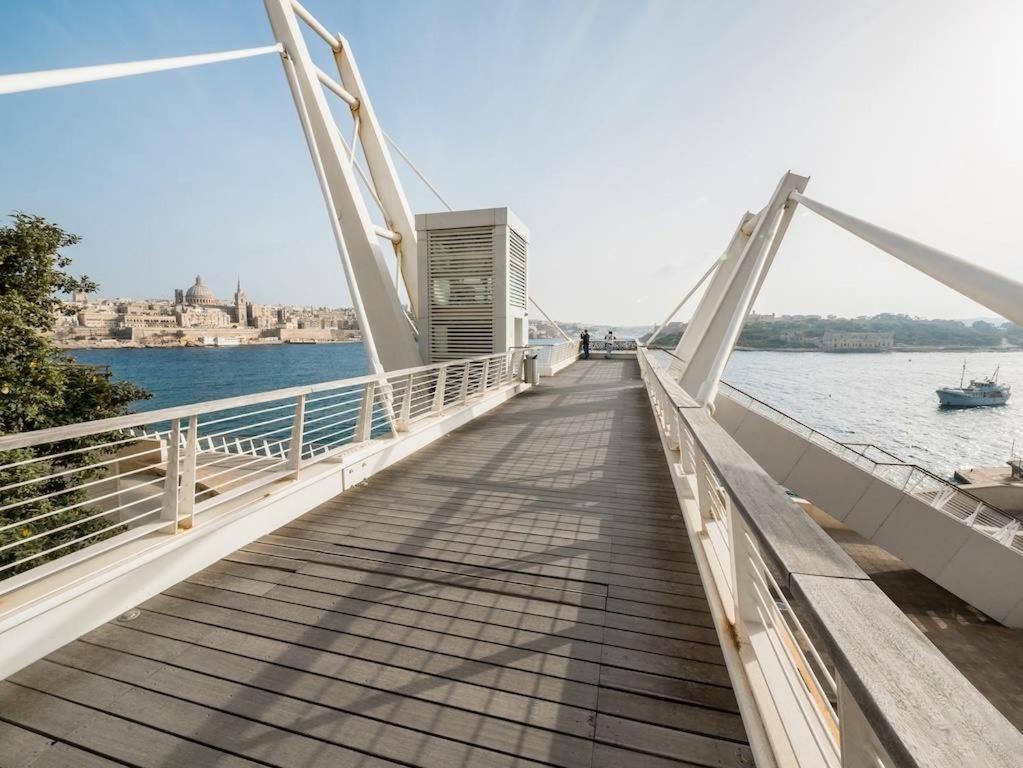 Stunning 2Br Holiday Penthouse In Central סליאמה מראה חיצוני תמונה